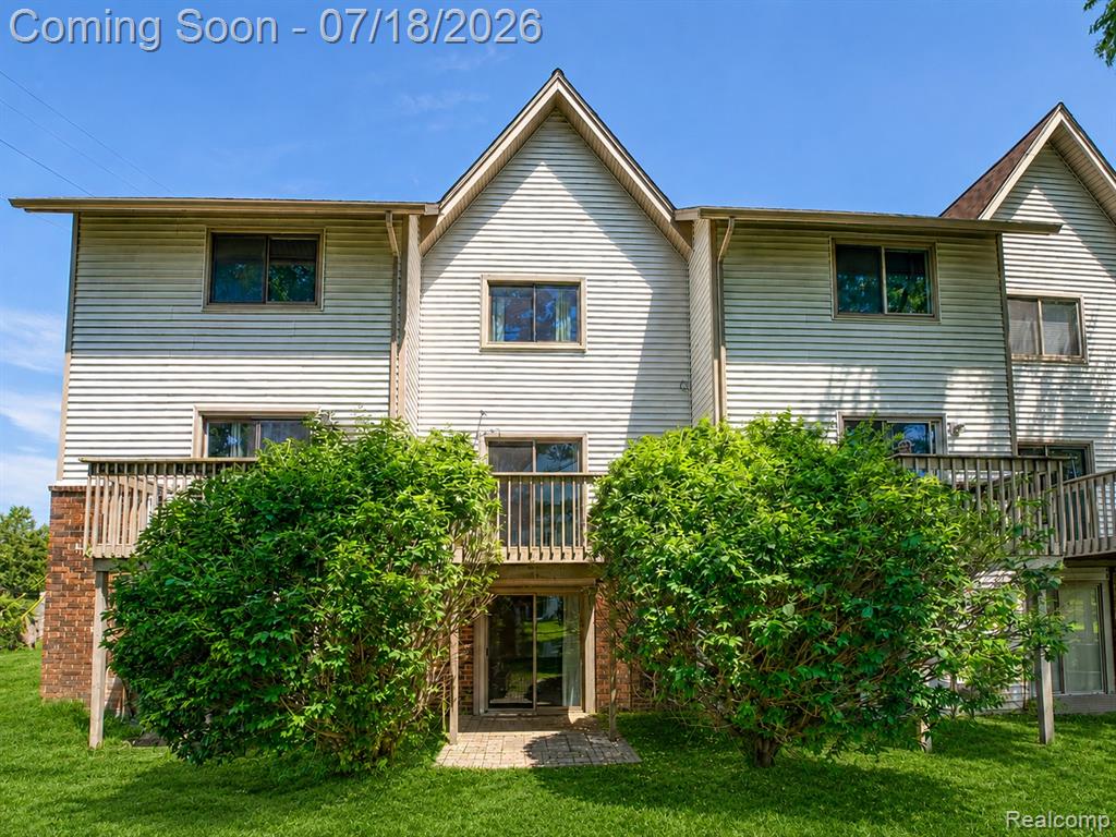 7300 Bluewater Drive, Clawson, MI 48348 — Photo 26