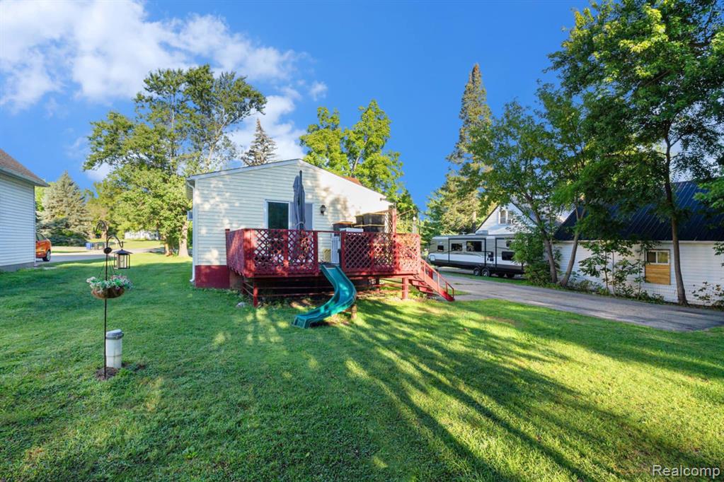 5089 Auker Drive, Grand Blanc, MI 48507 — Photo 16