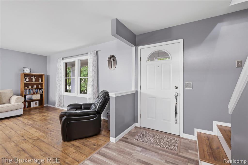 5639 Cross Village Road, Grand Blanc, MI 48439 — Photo 12