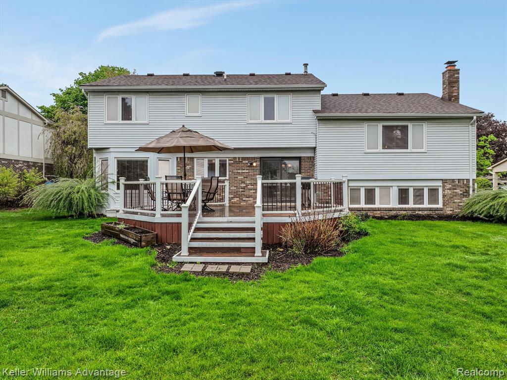 46671 BARRINGTON, Plymouth, MI 48170 — Photo 37