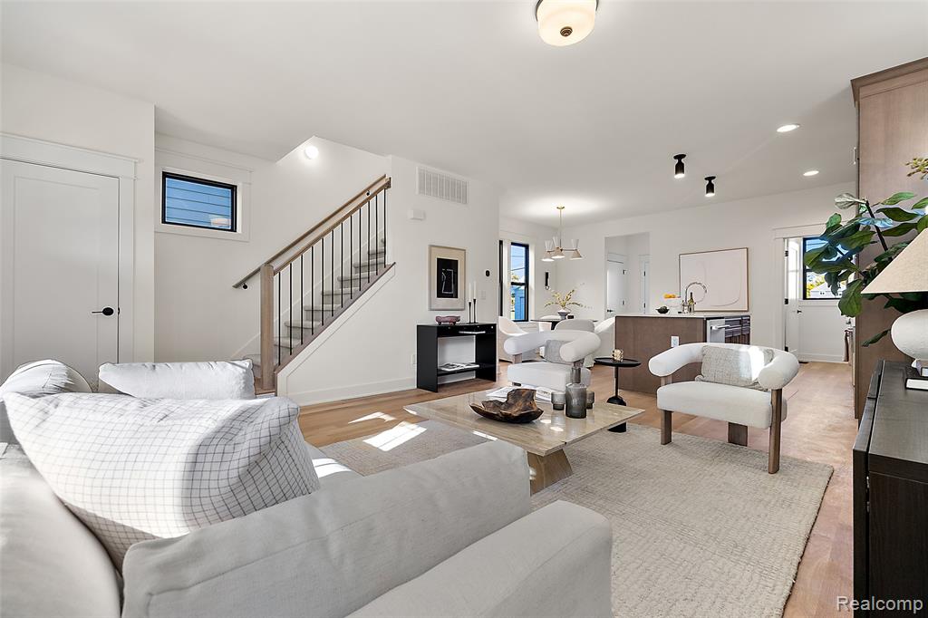 1797 Holcomb Street - Photo 4