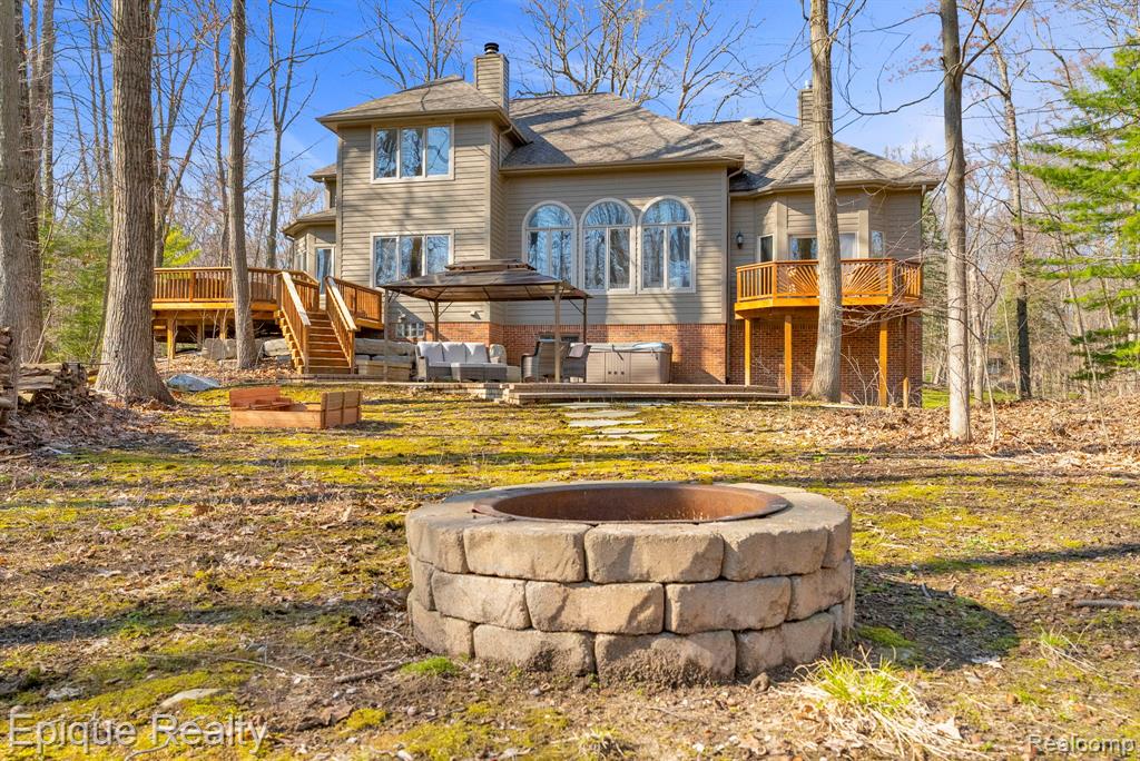 9155 Kelly Lake Drive, Clarkston, MI 48348 — Photo 82