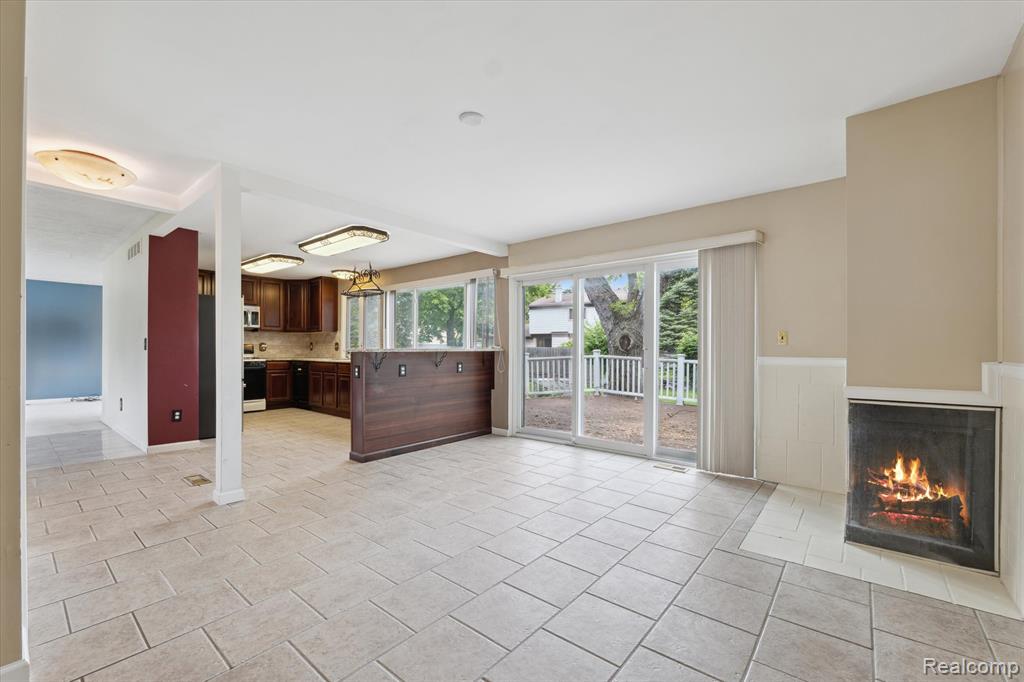 4134 Cypress Drive, Troy, MI 48085 — Photo 21