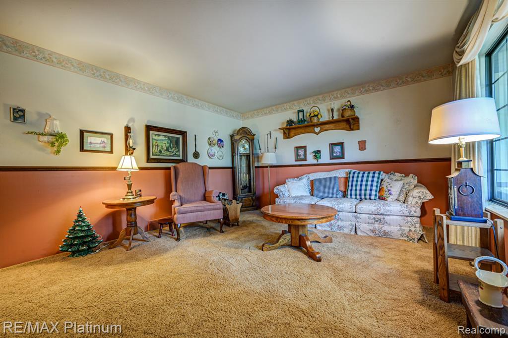 7062 South Fork Drive, Swartz Creek, MI 48473 — Photo 5