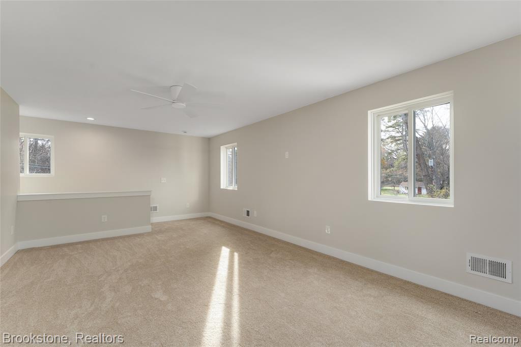 7369 Sweetbriar, West Bloomfield, MI 48324 — Photo 45