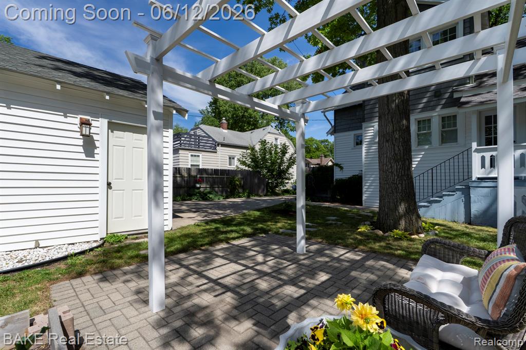 675 W Hazelhurst Street, Ferndale, MI 48220 — Photo 44