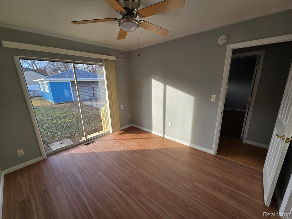 4694 Ziegler Street, Dearborn Heights, MI 48125 — Photo 12