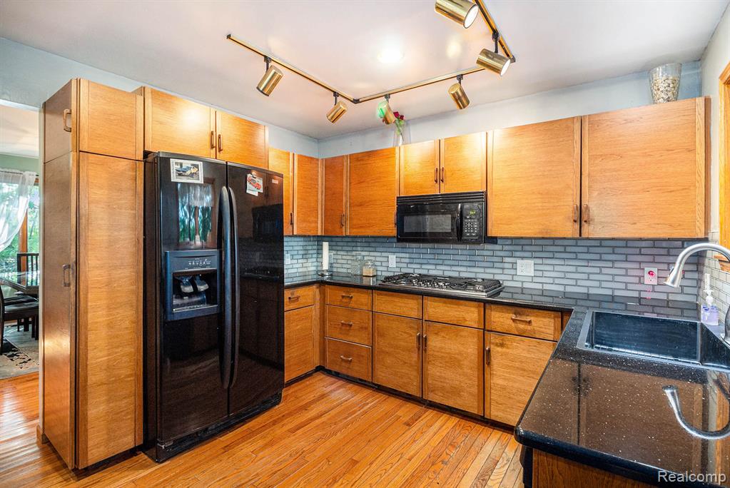 5365 S Bancroft Road, Durand, MI 48429 — Photo 11