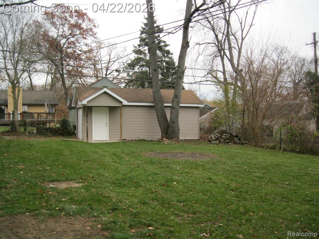 4916 Hillock, Highland, MI 48356 — Photo 9