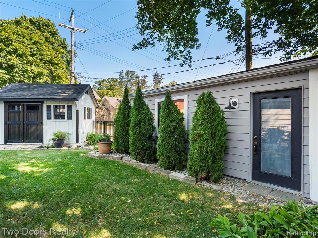 426 N Castell Avenue, Rochester, MI 48307 — Photo 50