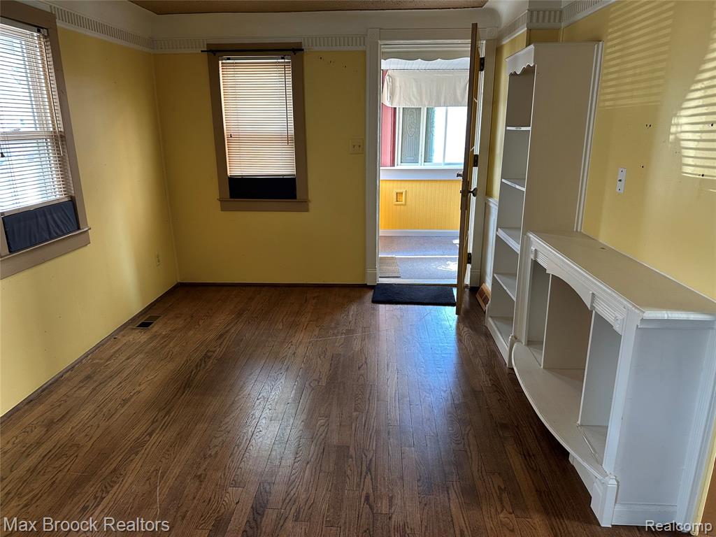 3057 Norcott Drive, Keego Harbor, MI 48320 — Photo 10