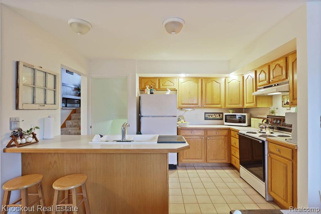 700 E GENESEE Street, D-17, Frankenmuth, MI 48734 — Photo 8