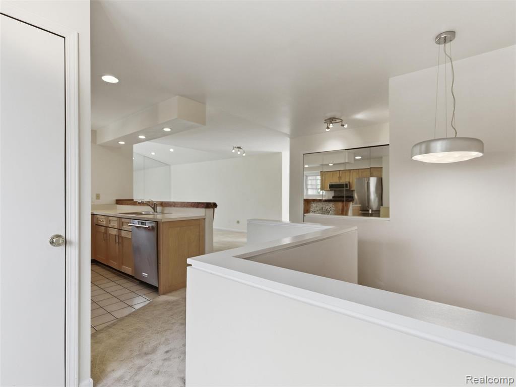 6605 Firestone Court, West Bloomfield, MI — Photo 10
