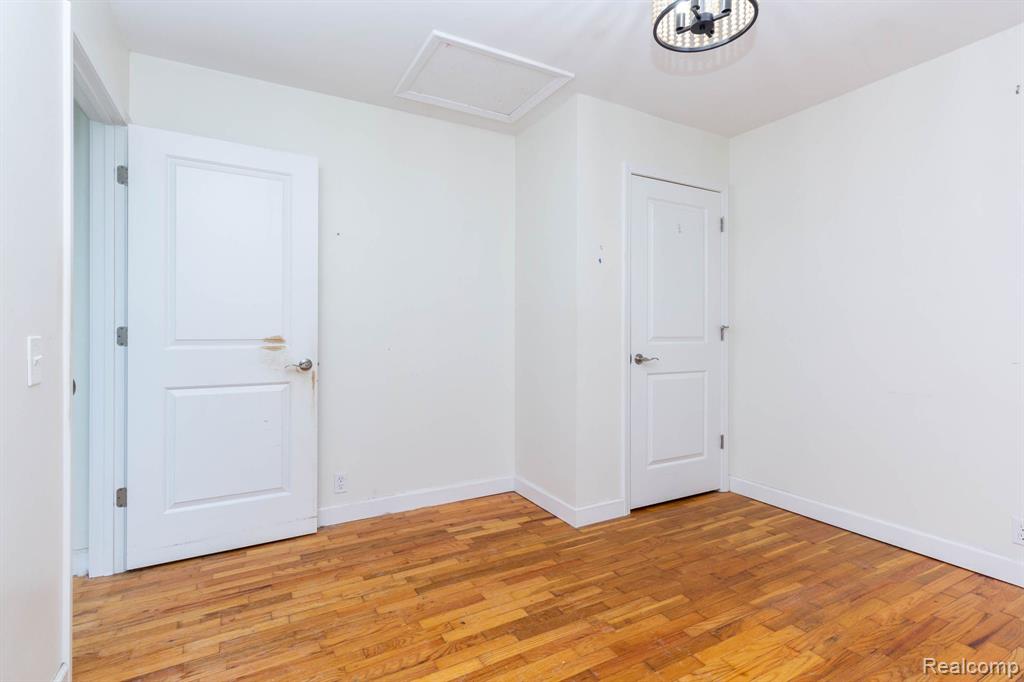 5194 Heath Avenue, Clarkston, MI — Photo 20