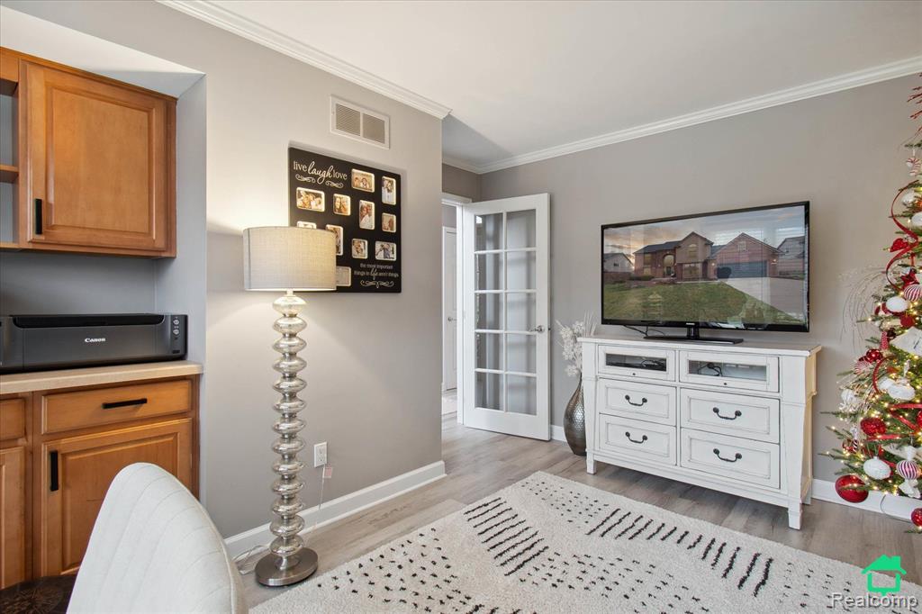 51171 W Hills Drive, Plymouth, MI 48170 — Photo 28
