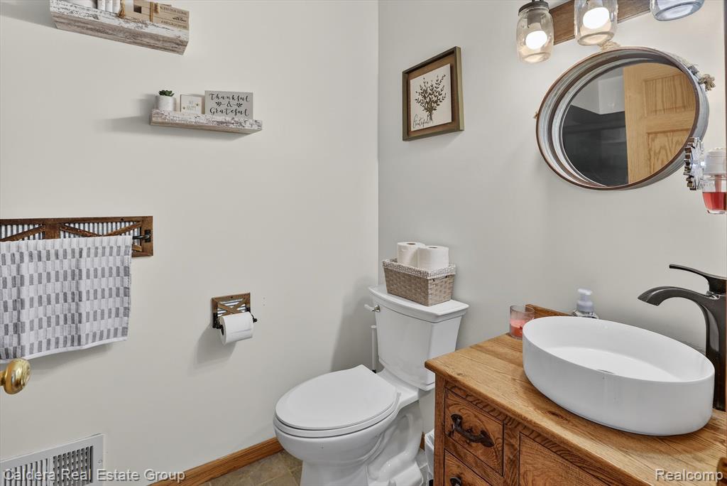 1137 Crawford Road, Turner, MI 48765 — Photo 14