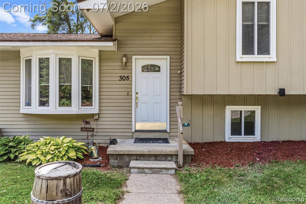 305 East Road, Holly, MI 48442 — Photo 4