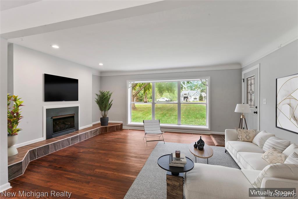 6239 Grange Hall Road, Holly, MI 48442 — Photo 10