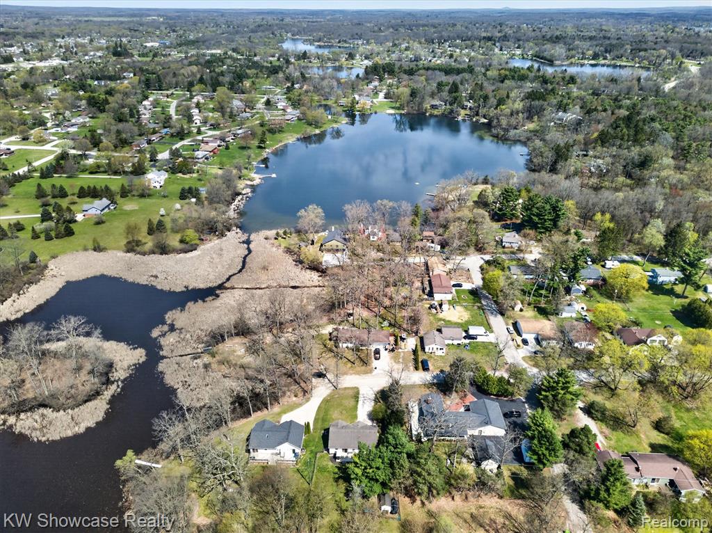 662 Tierney Avenue, Highland, MI 48356 — Photo 52