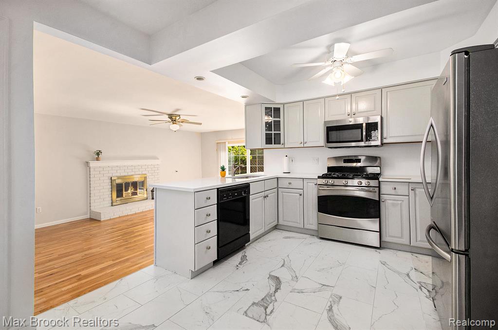 1564 Georgetown Place, Bloomfield Hills, MI 48304 — Photo 15