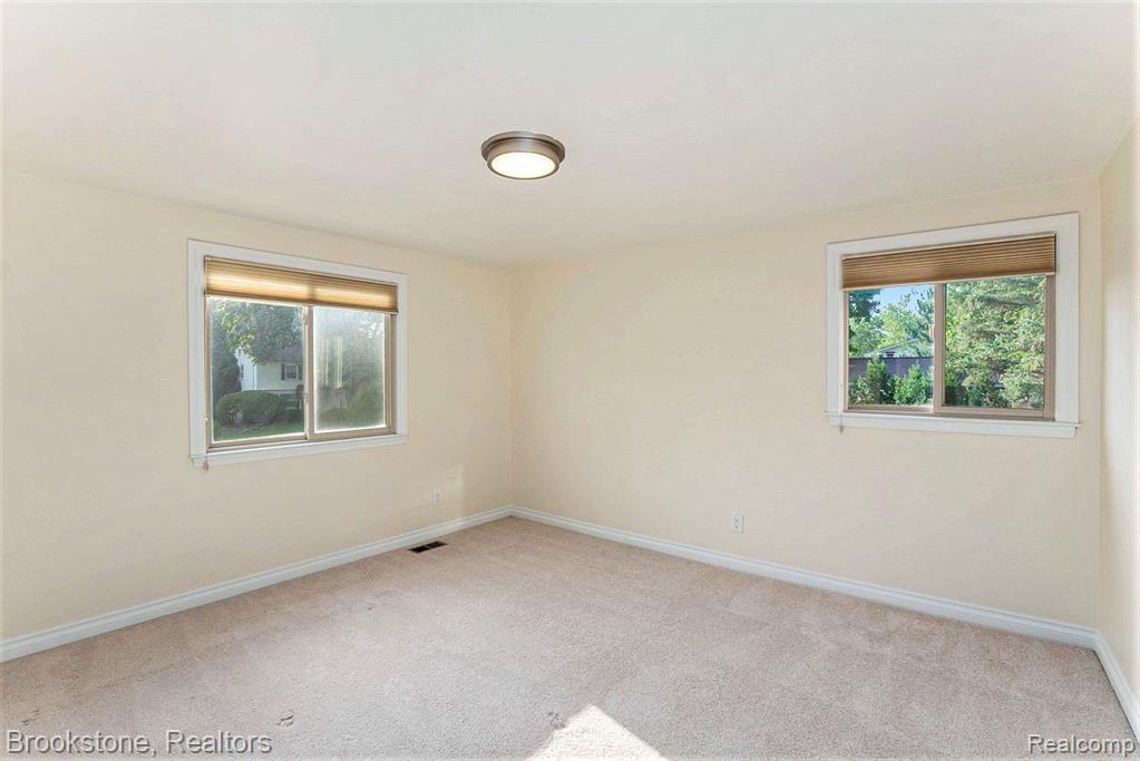 6533 POST OAK Drive, West Bloomfield, MI — Photo 33