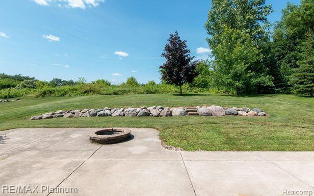 792 GLENLIVET Street, Howell, MI 48843 — Photo 7