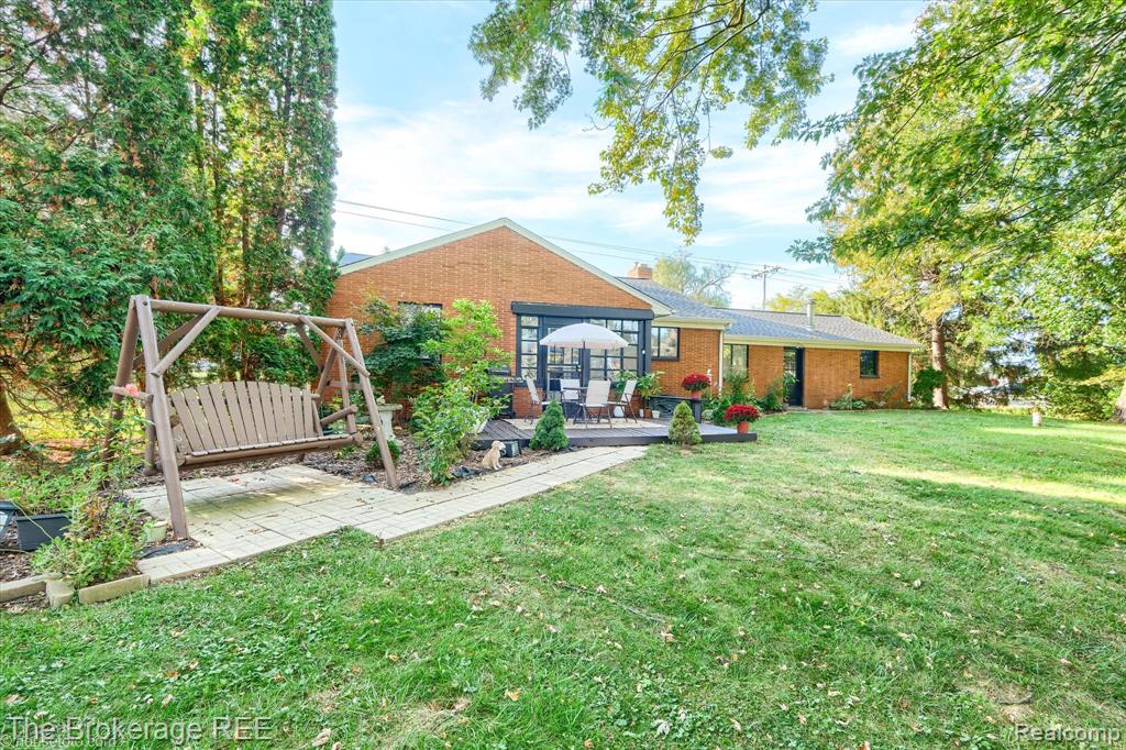9223 Lapeer Road, Davison, MI 48423 — Photo 11