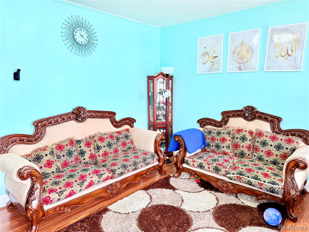 11365 Klinger Street, Hamtramck, MI 48212 — Photo 4