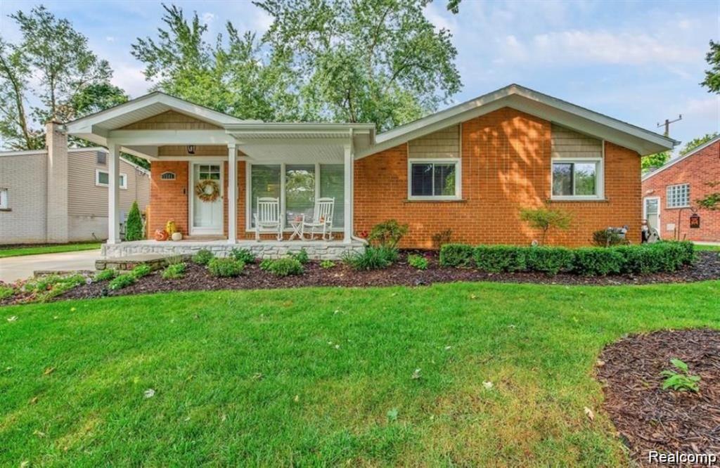1341 CATALPA Drive, Rochester, MI 48307