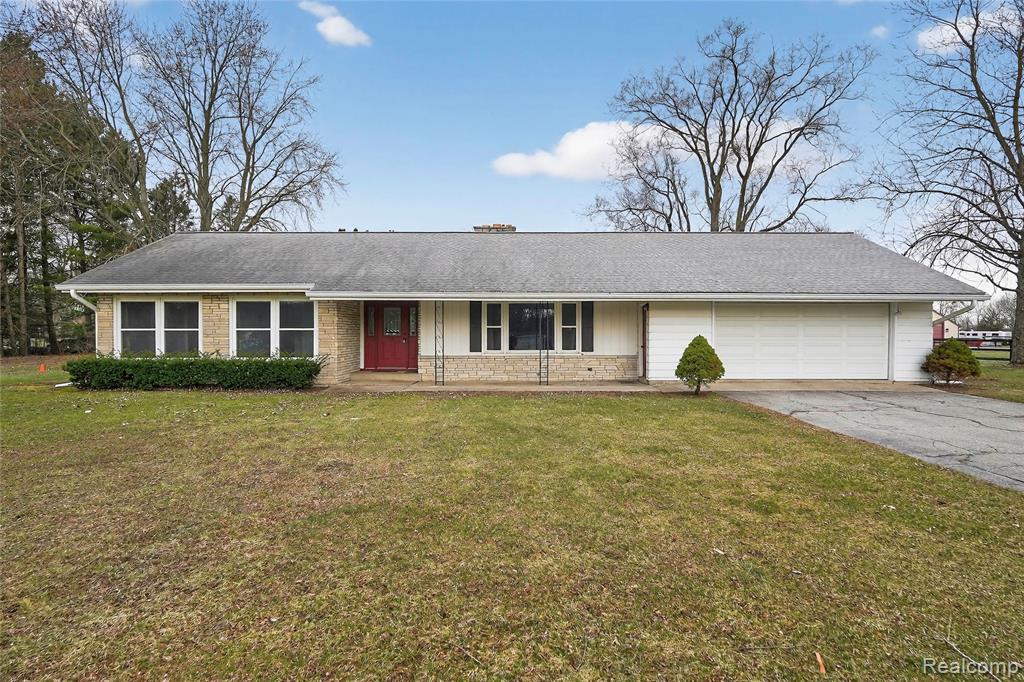 10960 Heather Lane, Whitmore Lake, MI 48189 — front exterior