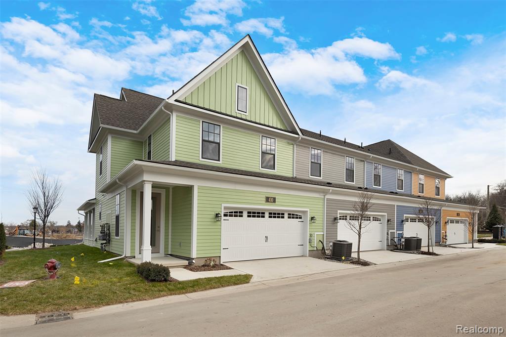 410 S Center Street, Northville, MI 48167 — Photo 32