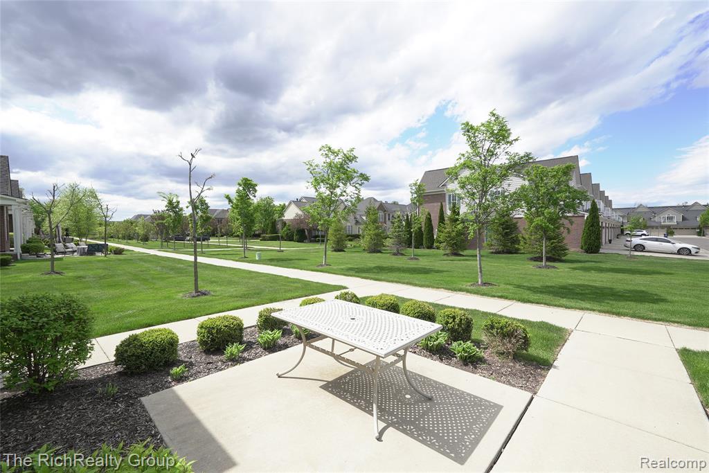 45646 Aragon Lane, Canton, MI 48187 — Photo 4