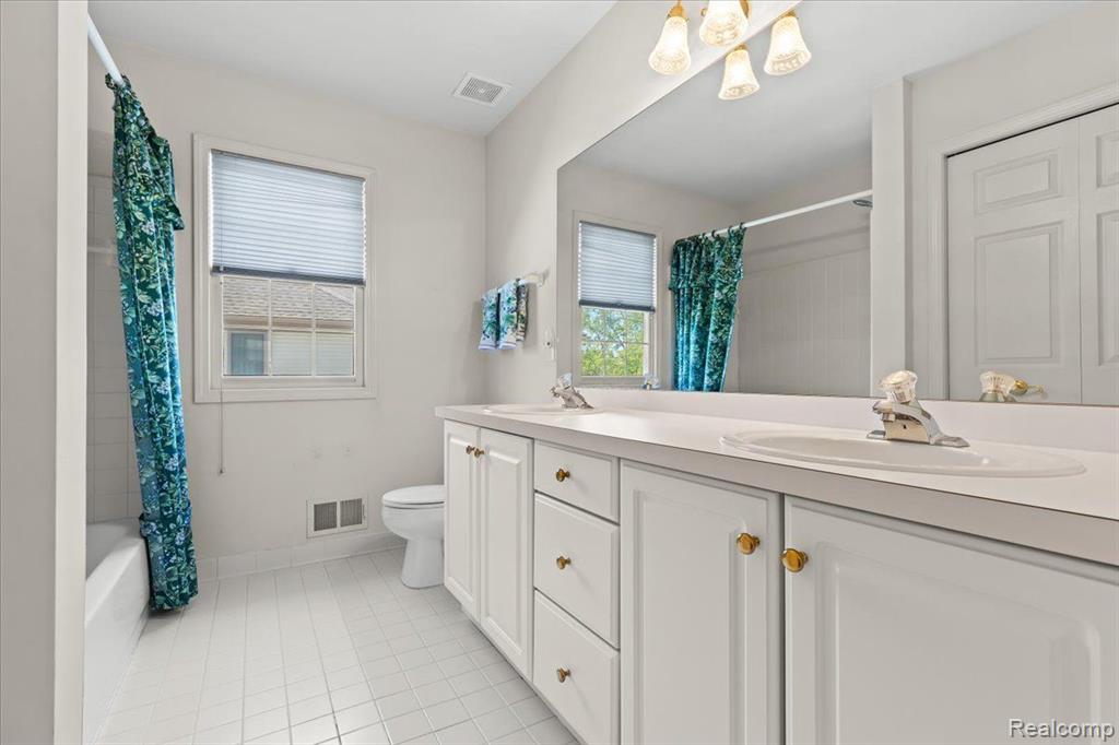 49301 QUAIL RUN COURT, Plymouth, MI 48170 — Photo 26