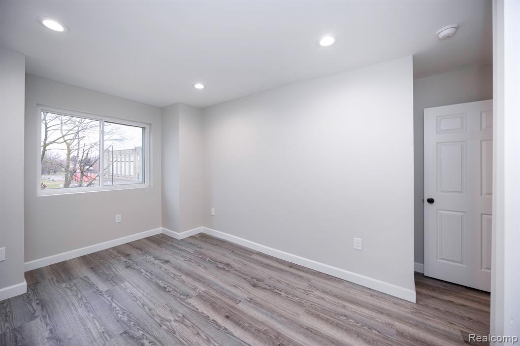 7519 Orchard Avenue, Dearborn, MI 48126 — Photo 37