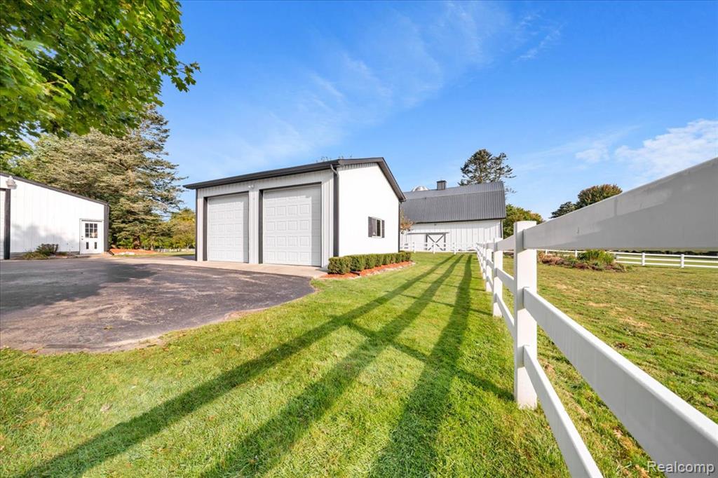 3305 Lakeville Road, Oxford, MI 48370 — Photo 28