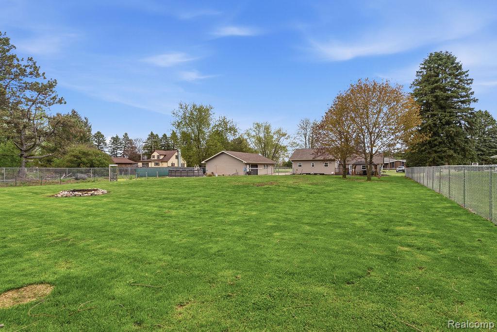 4246 S Durand Road, Durand, MI 48429 — Photo 36