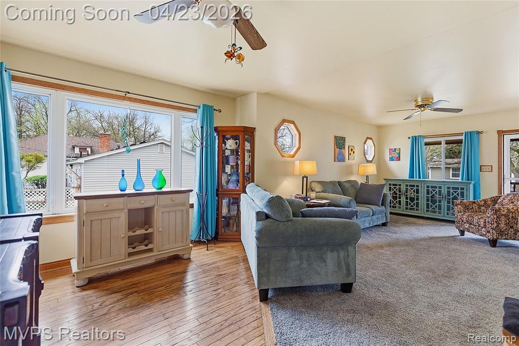 907 Batavia Avenue, Royal Oak, MI 48067 — Photo 6