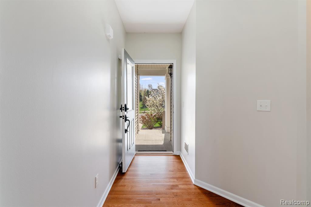 6475 PRAIRIE DUNES Drive, Grand Blanc, MI 48439 — Photo 4