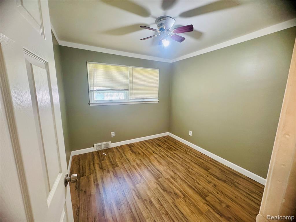 17221 Sunset Street, Hamtramck, MI 48212 — Photo 5