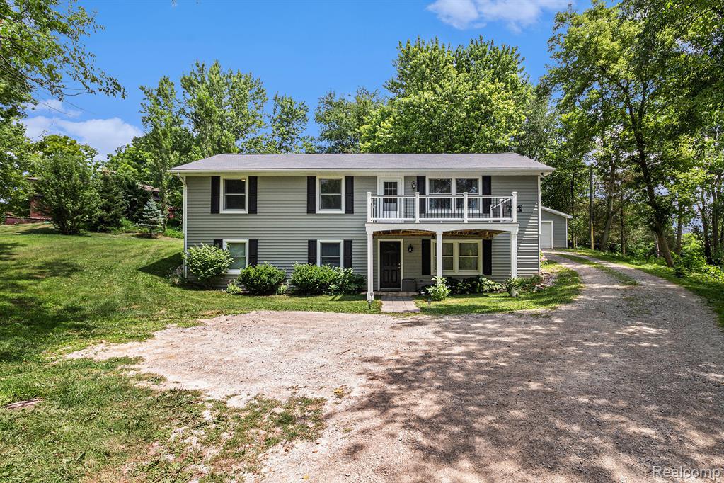 4445 Angels Pass, Pinckney, MI 48169 — Photo 2