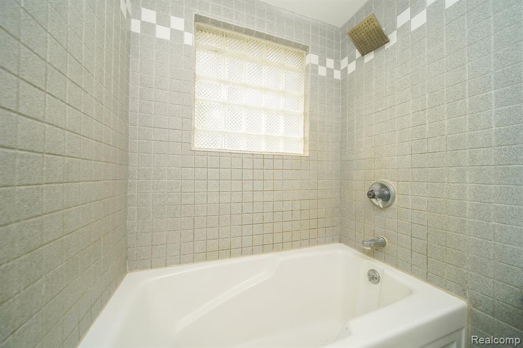 5445 Frankwill Avenue, Clarkston, MI — Photo 51