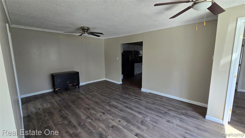 3148 Woodlawn Street, Commerce Twp, MI 48390 — Photo 16