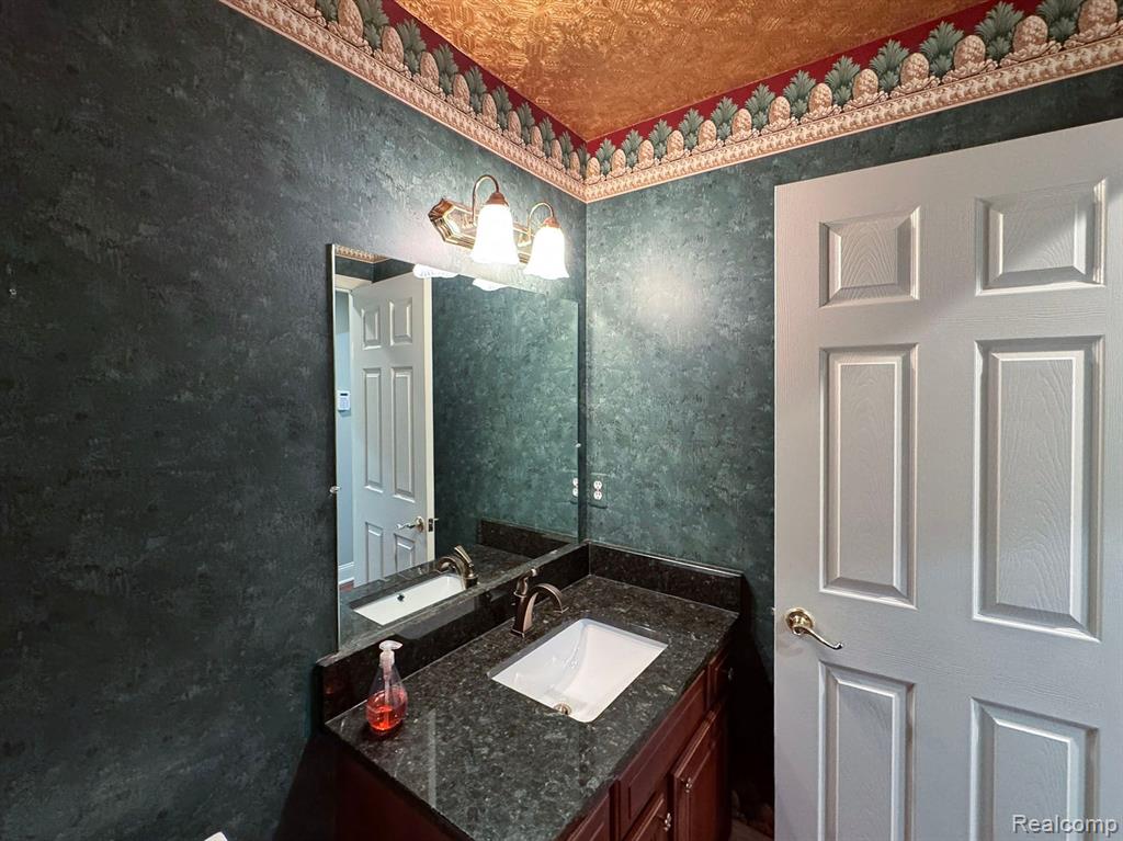 43331 HERRING Drive, Clinton Twp, MI 48038 — Photo 22