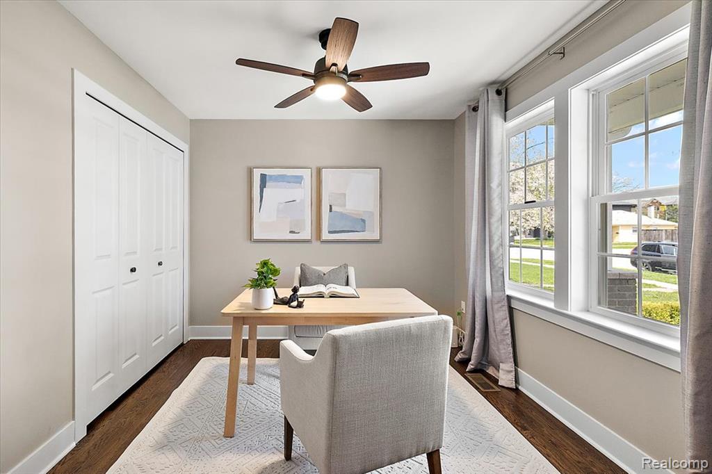 4253 Mandalay Avenue, Royal Oak, MI 48073 — Photo 14