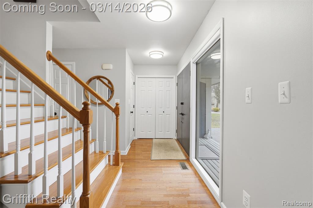 1172 Buckingham Road, Haslett, MI 48840 — Photo 11
