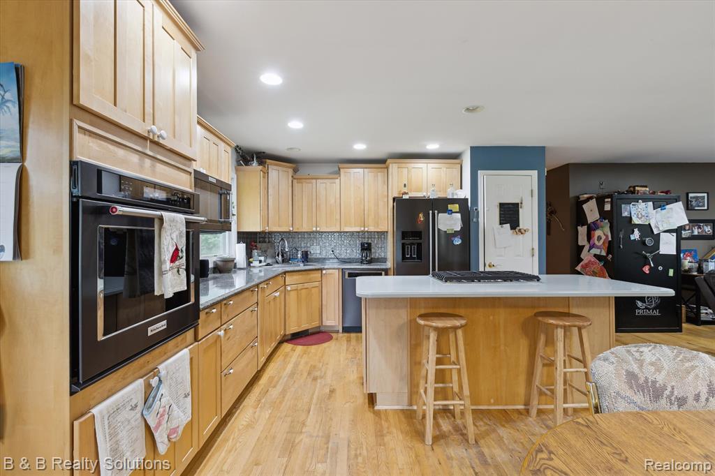 2264 Dodds Road, North Branch, MI 48461 — Photo 12