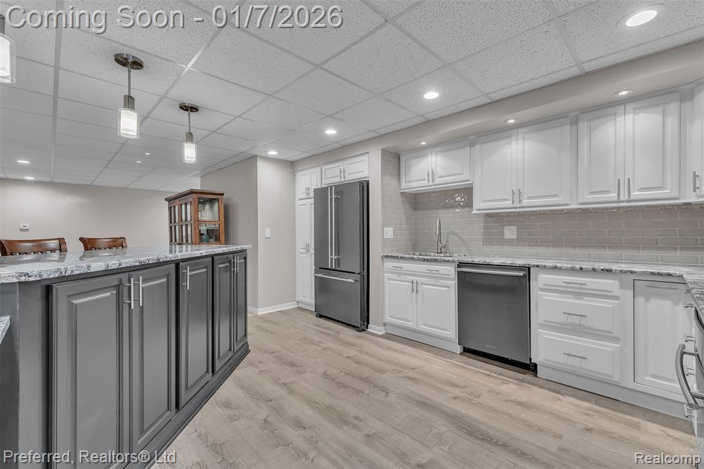 13684 Eaton Drive, Plymouth, MI 48170 — Photo 68