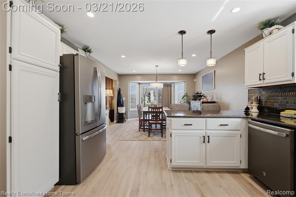 49266 Shenandoah Drive, Macomb, MI 48044 — Photo 19
