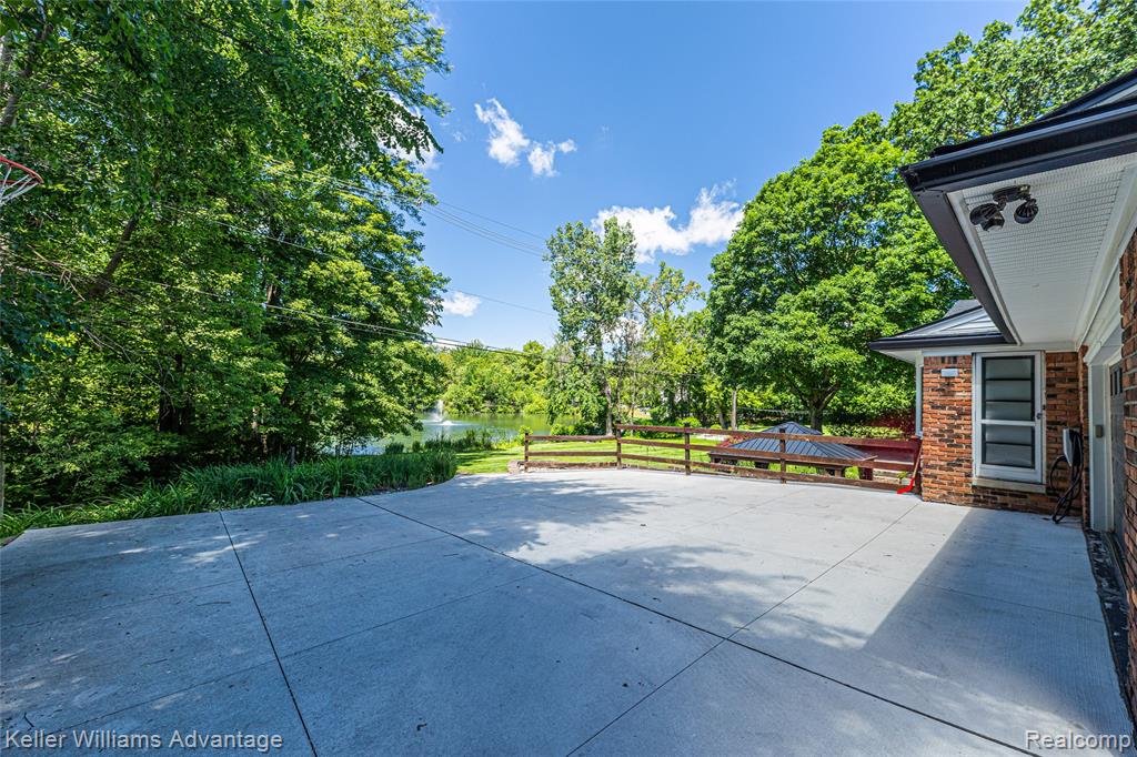 5722 Raven Road, Bloomfield Hills, MI — Photo 5