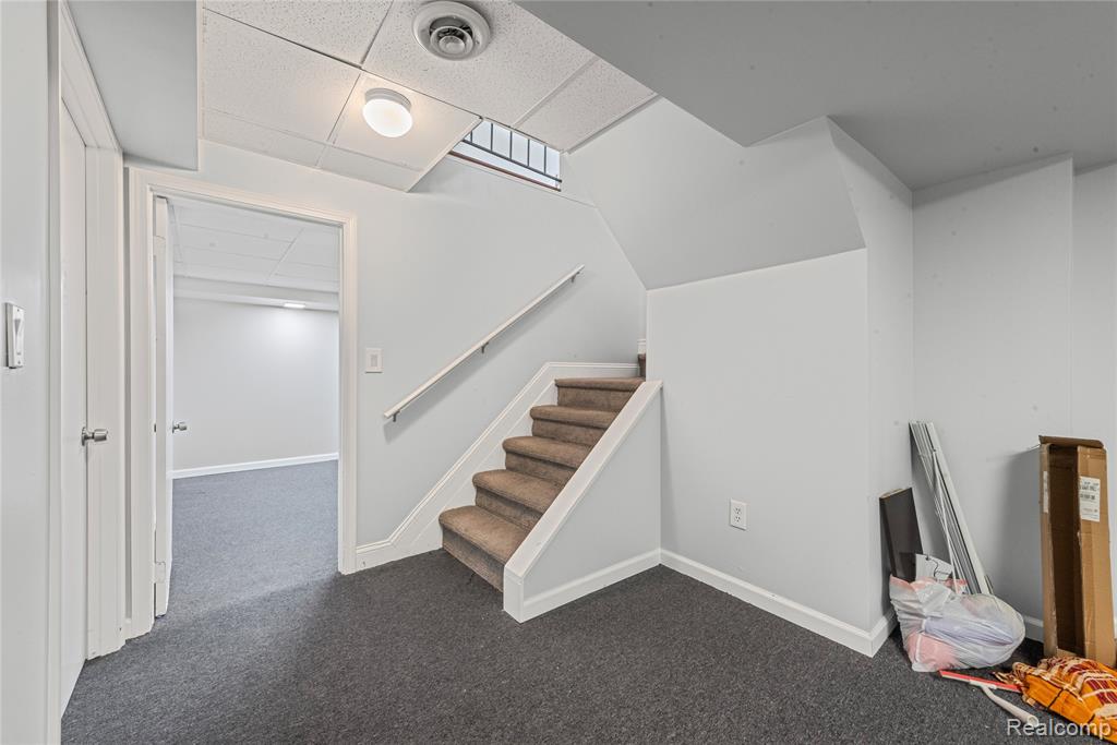1823 Brentwood Drive, Troy, MI 48098 — Photo 22